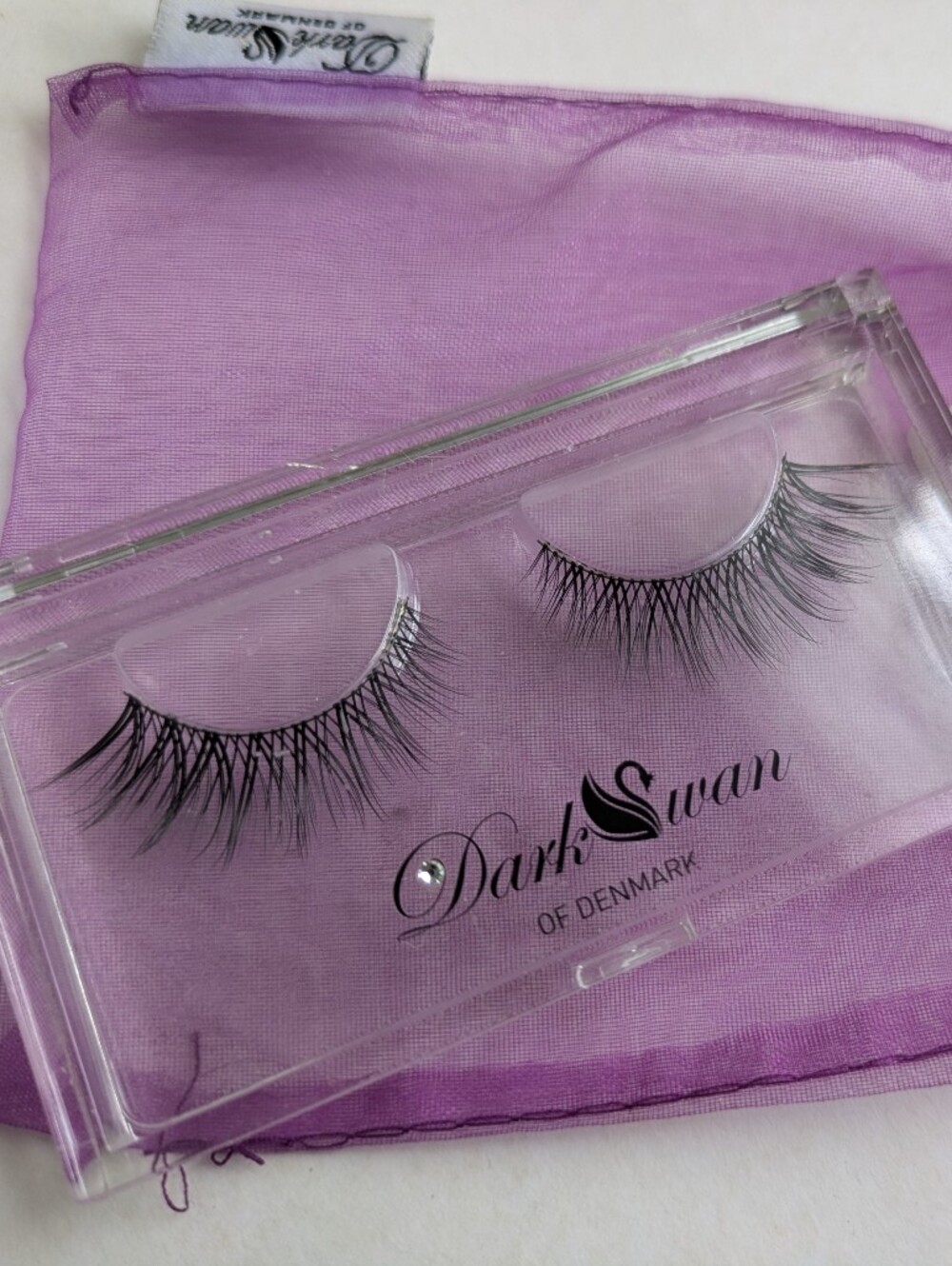 Hollywood Favorite Fake Eyelashes - Dark Swan Honey Natural Black